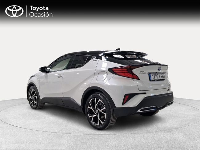 Foto del TOYOTA C-HR 180H Advance