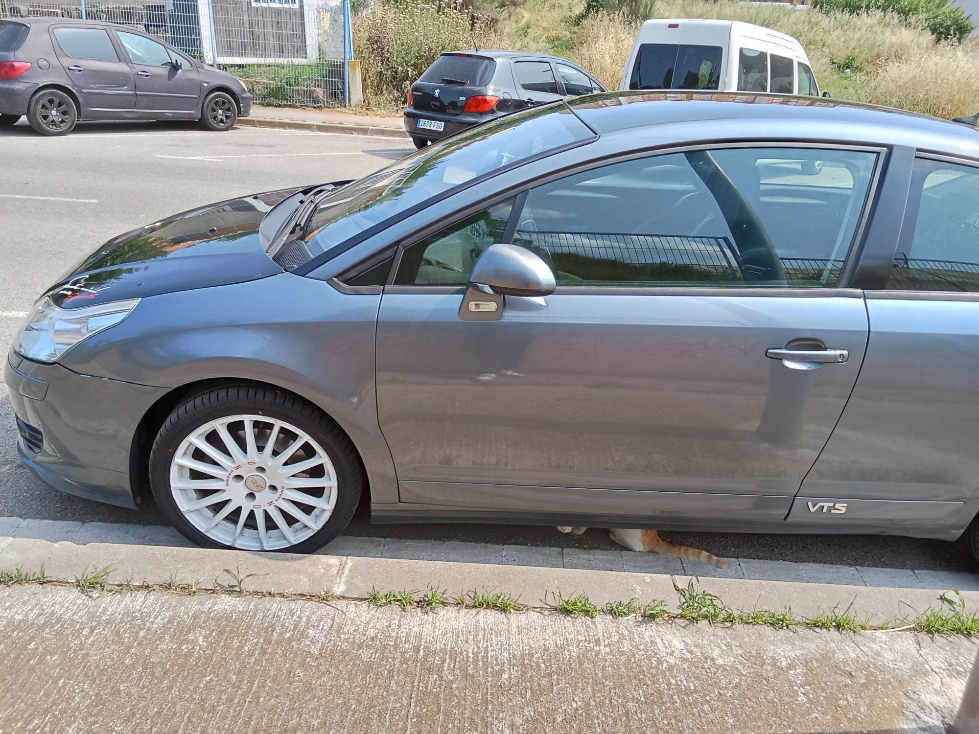 Foto del CITROEN C4 Coupé 2.0i 16v VTS 143