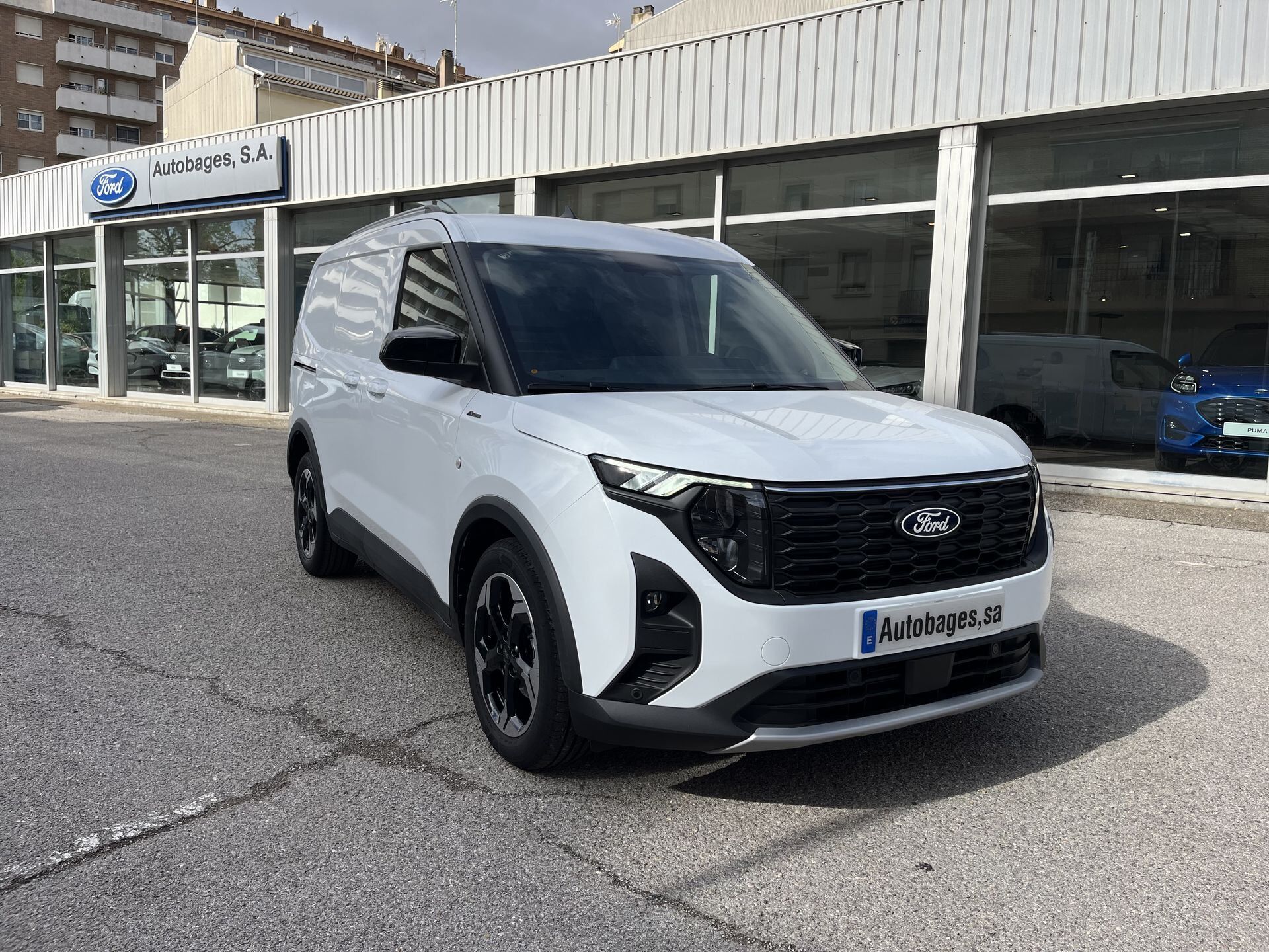 Foto del FORD Transit Courier Van 1.0 Ecob. Active 93kw