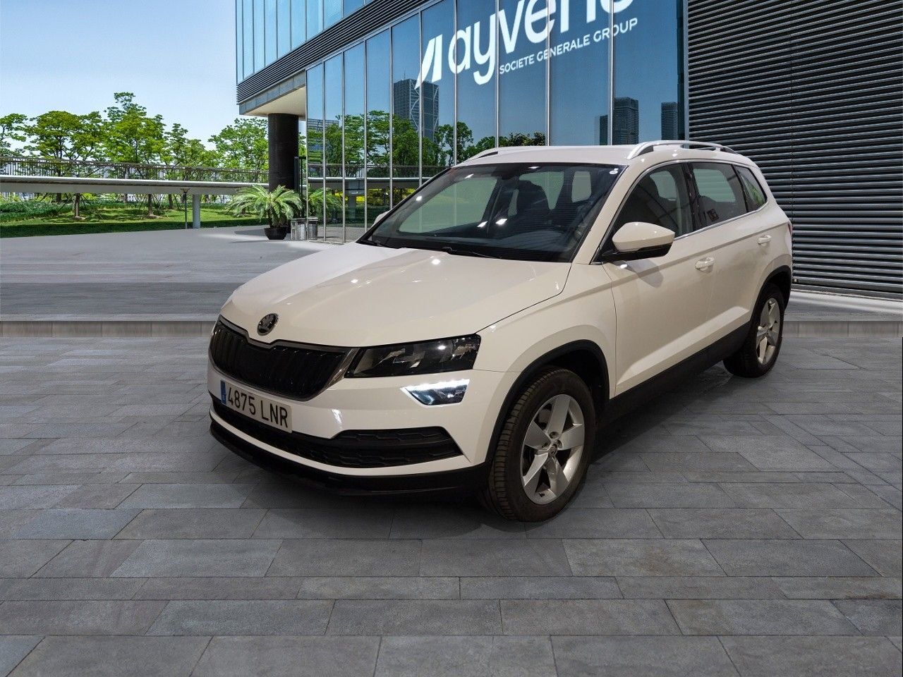 SKODA Karoq (2.0 TDI Ambition 4X4 DSG 110 kW (150 CV)) en Madrid