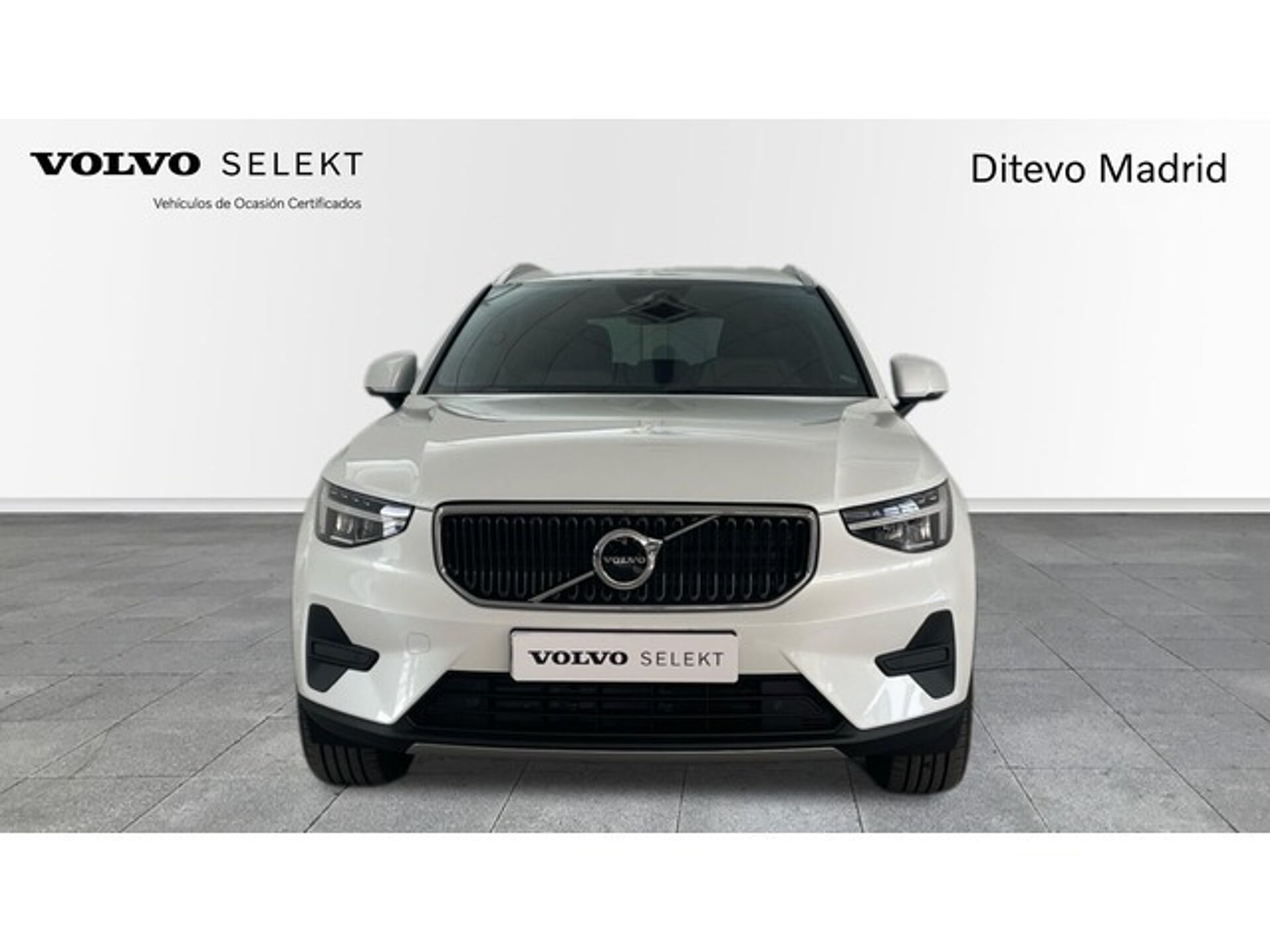 Imagen 3 de VOLVO XC40