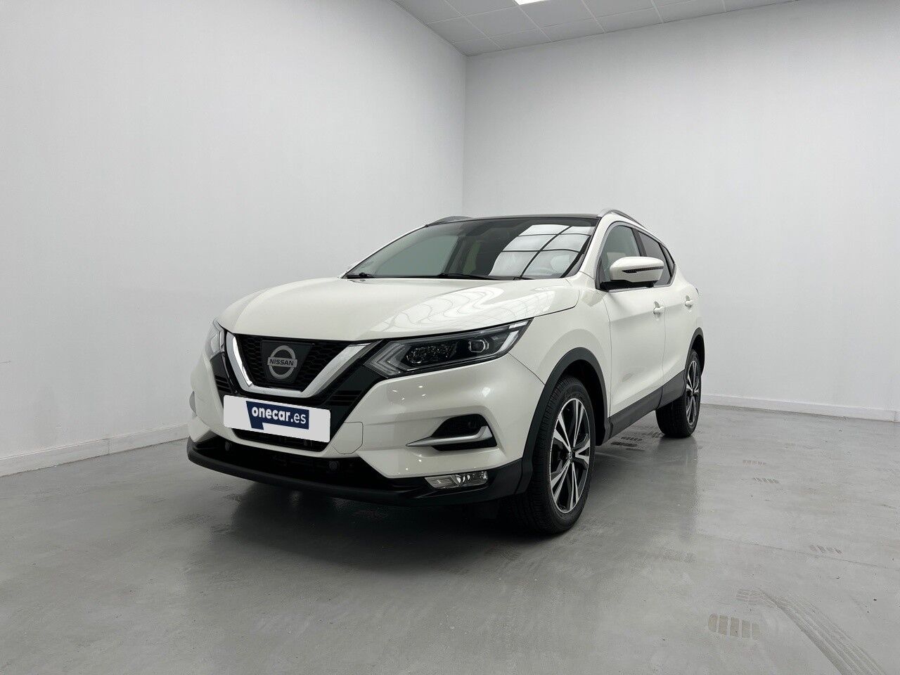 NISSAN Qashqai (1.2 DIG-T N-CONNECTA AUTO 115CV 5P) en Málaga