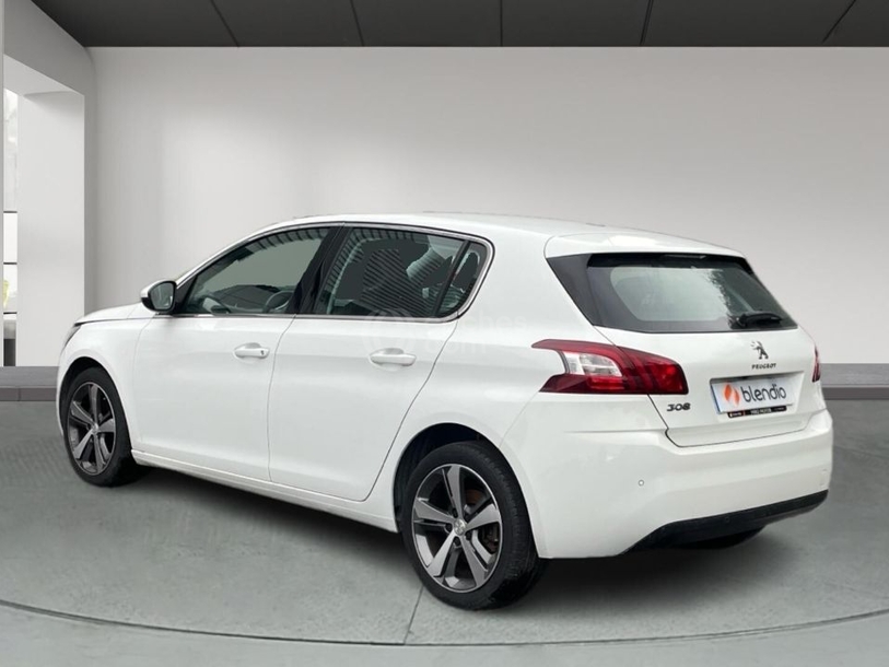 Foto del PEUGEOT 308 1.2 PureTech S&S Allure 130