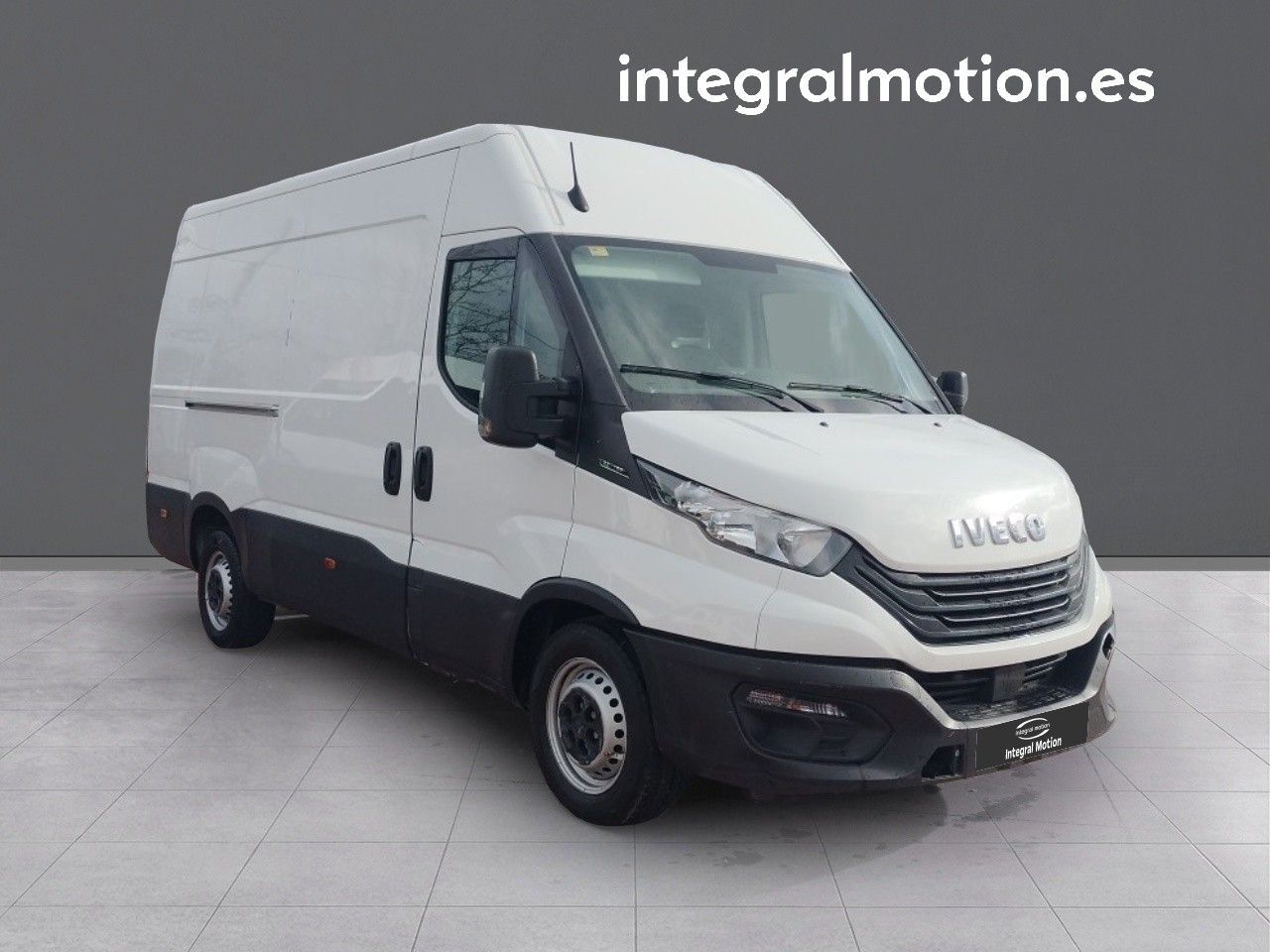 Foto del IVECO Daily Furgón 35C16 V 4100L H2 17.5 156