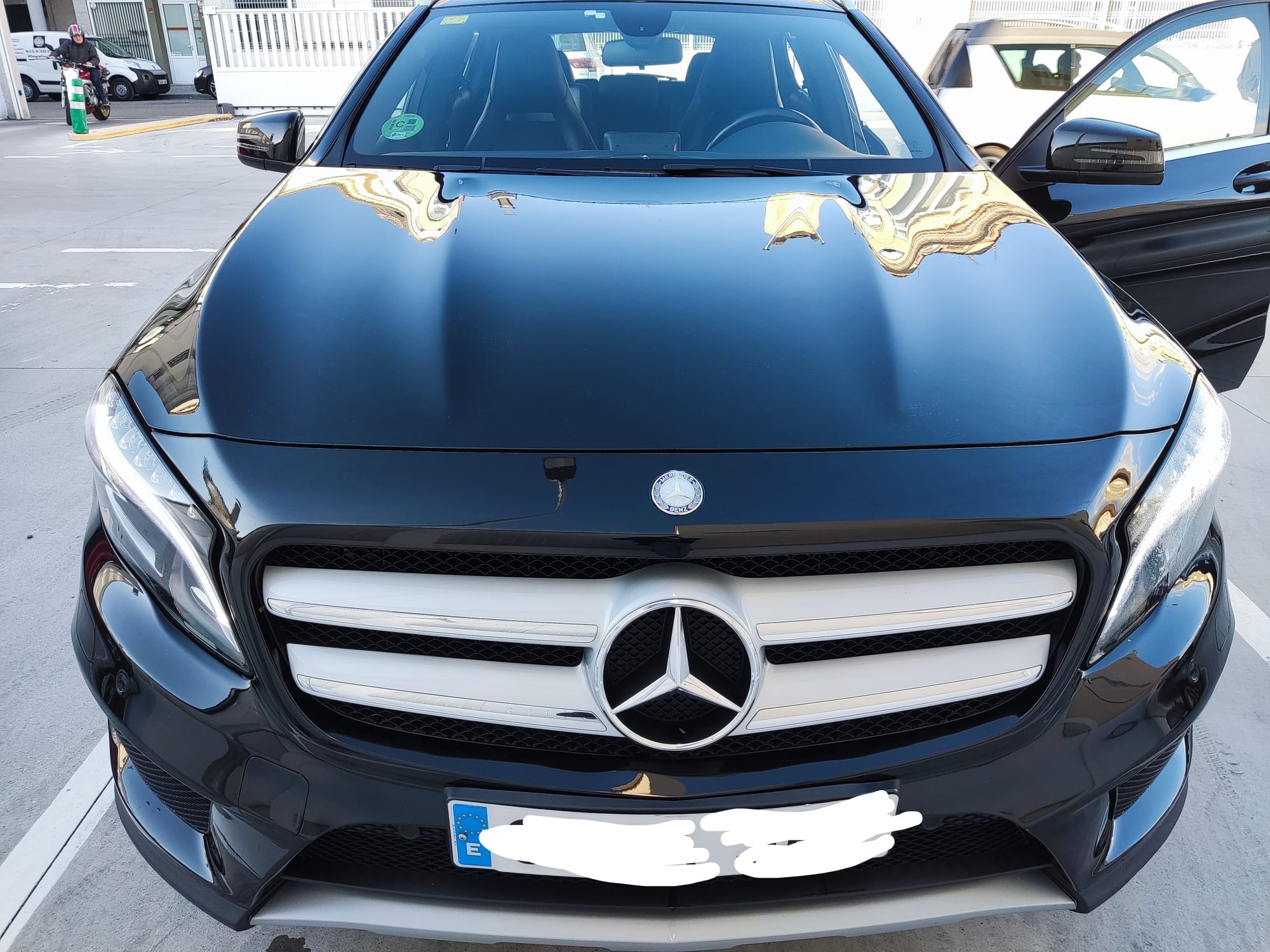 Foto del MERCEDES Clase GLA GLA 200CDI AMG Line 7G-DCT