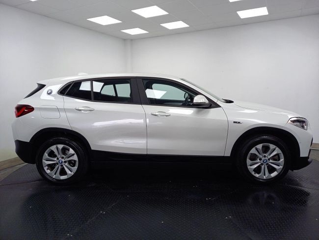 Foto del BMW X2 xDrive 25eA