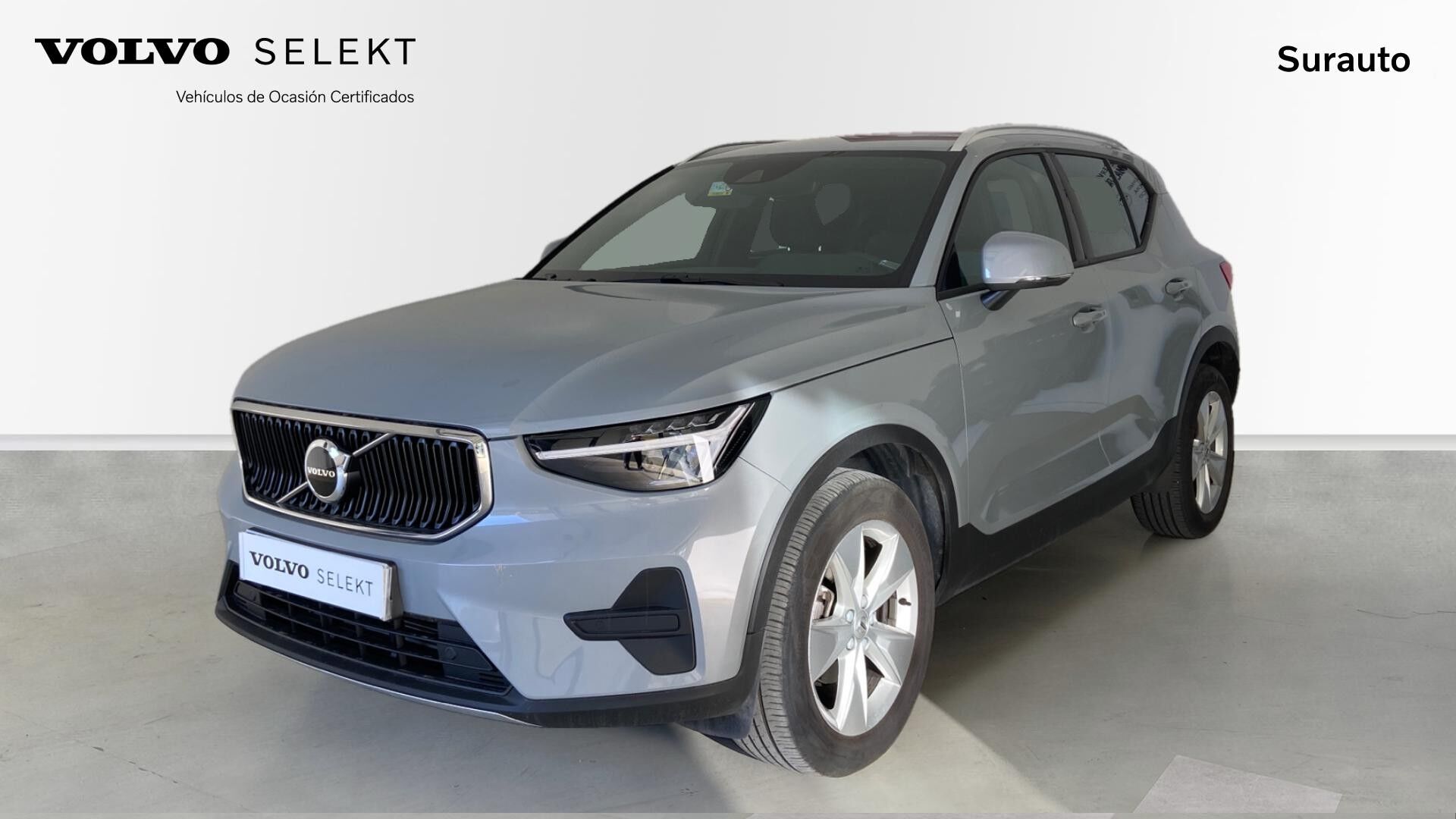 VOLVO XC40 (2.0 B3 MHEV CORE DCT 163 5P) en Cádiz