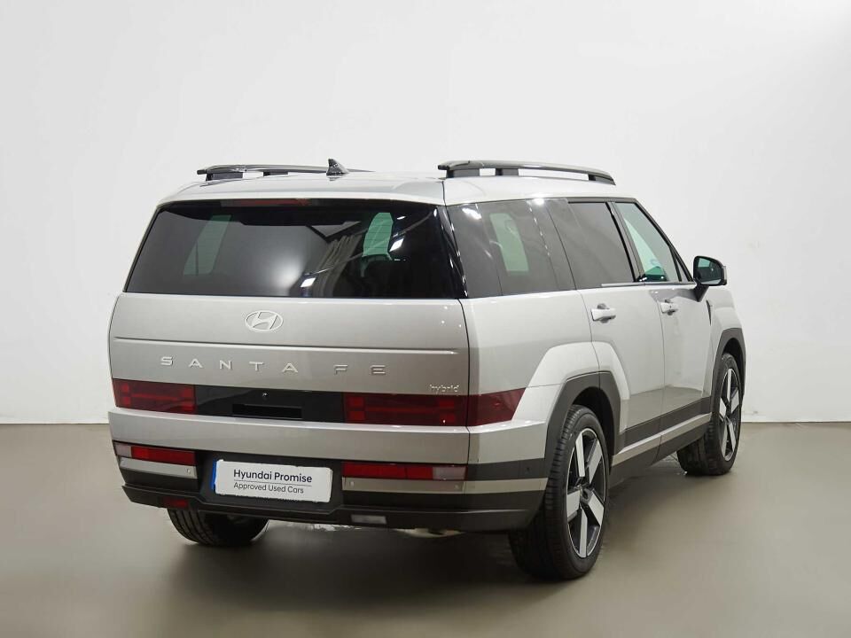 Foto del HYUNDAI Santa Fe 1.6TGDI PHEV Tecno 4WD 6AT