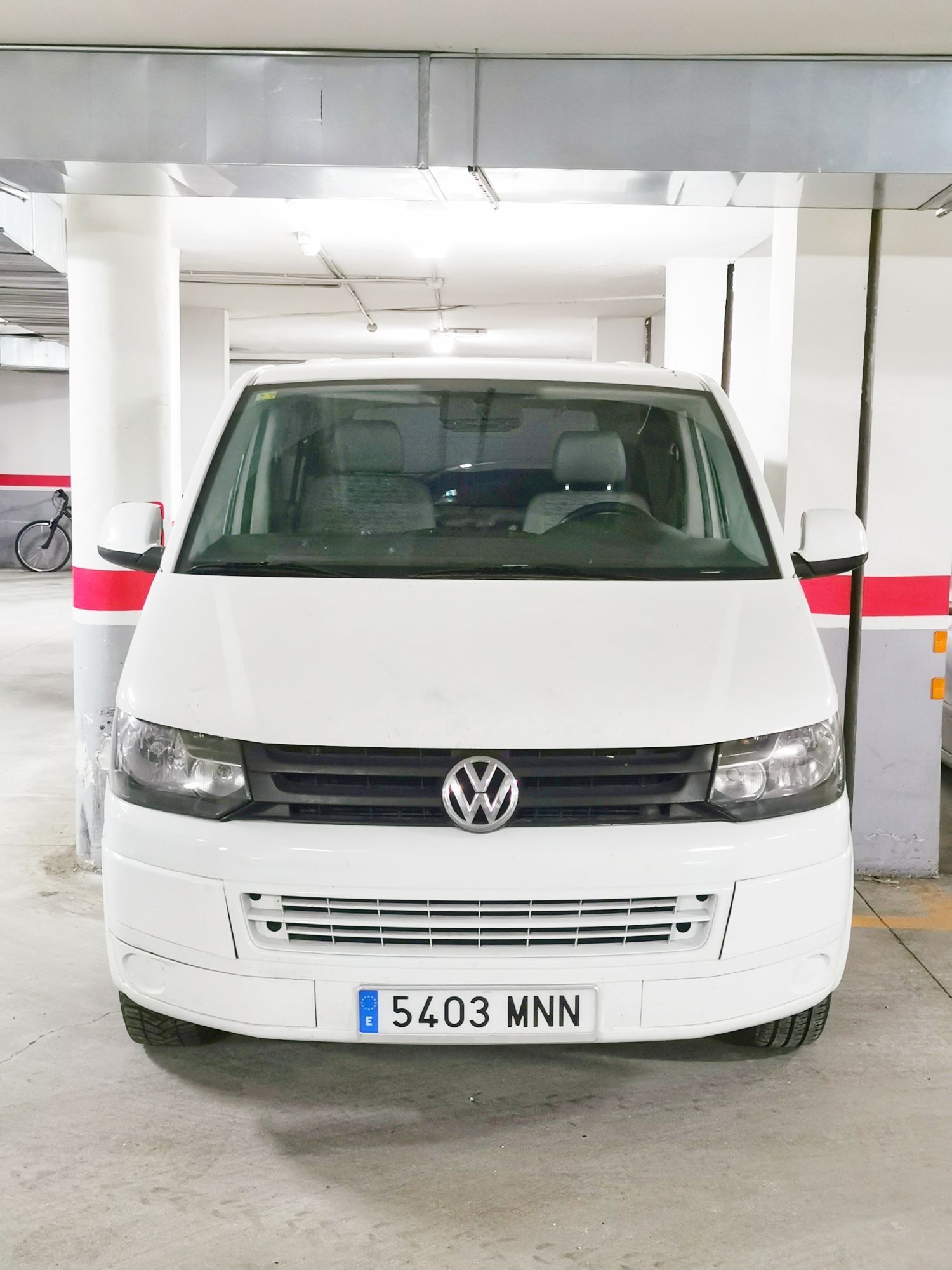Foto del VOLKSWAGEN Transporter Kombi PRO 2.0TDI BMT Largo TA DSG 140