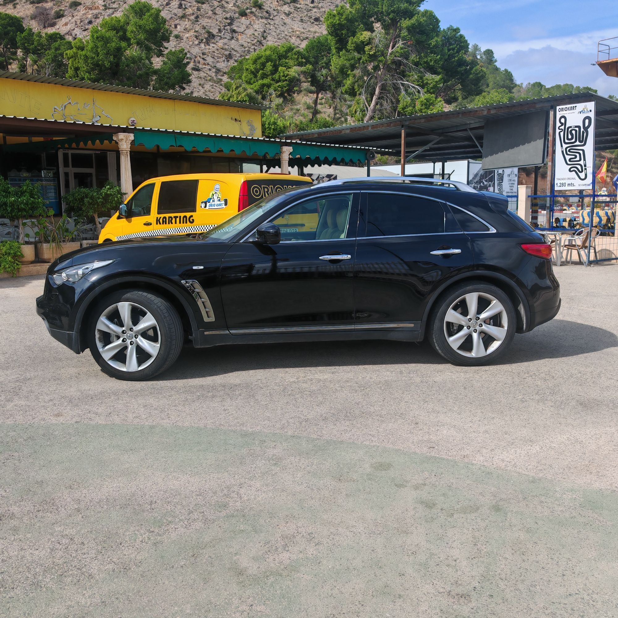 Foto del INFINITI FX 37 S Aut.