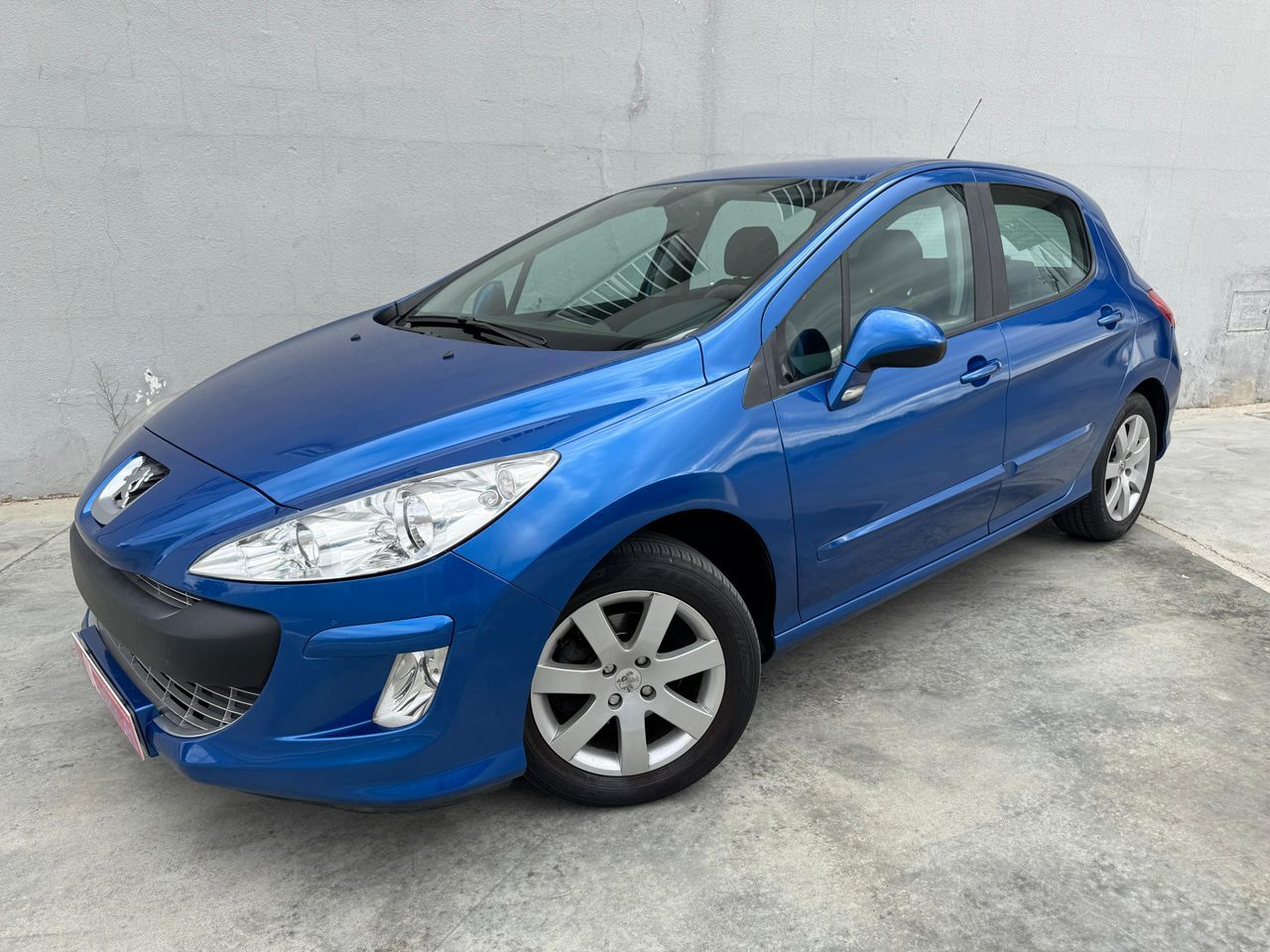 PEUGEOT 308 (1.6i 120cv) en Zamora