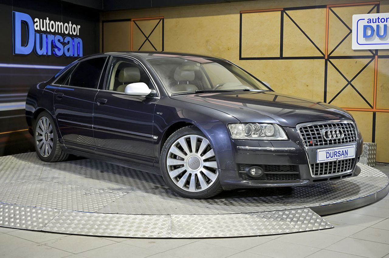 Foto del AUDI A8 6.0 quattro Tiptronic