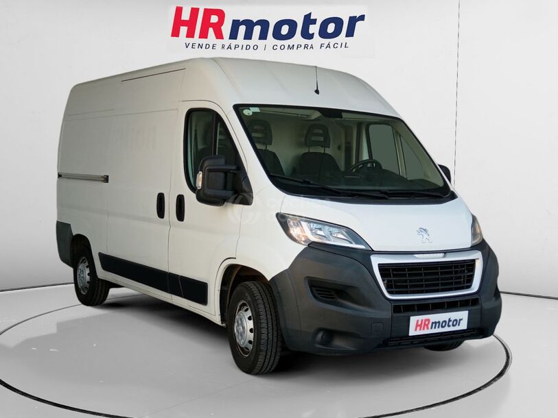 Foto del PEUGEOT Boxer Minibus 2.0 BlueHDI 333 L2H2 130