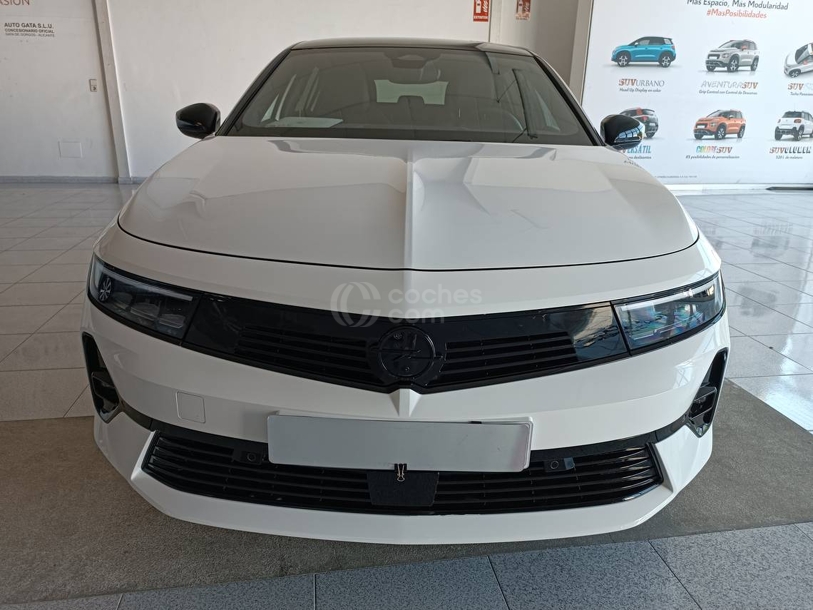 Foto del OPEL Astra 1.2T XHT Hybrid eDCT6 S-S GS 136