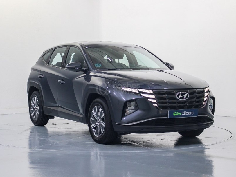 Foto del HYUNDAI Tucson 1.6 TGDI Maxx Silver 4x2