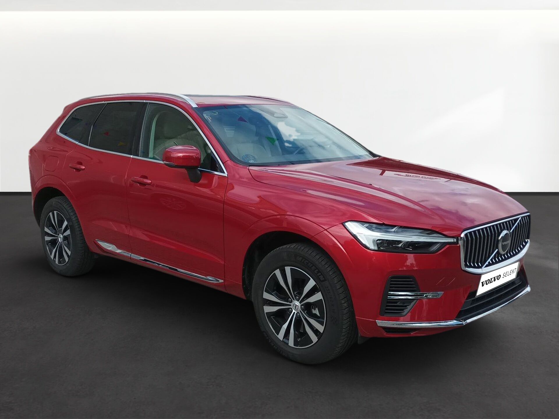 VOLVO XC60 (PLUS T6 AWD HIBRIDO ENCHUFABLE ELRCTRICO/GASOLINA BRIGHT) en Ba