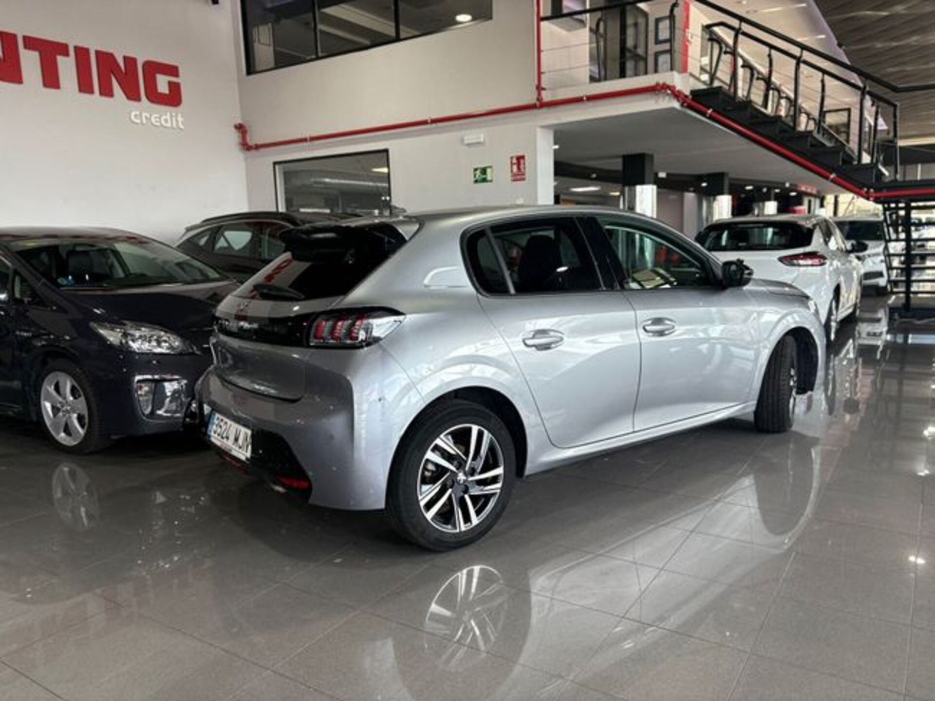 Imagen 3 de PEUGEOT 208