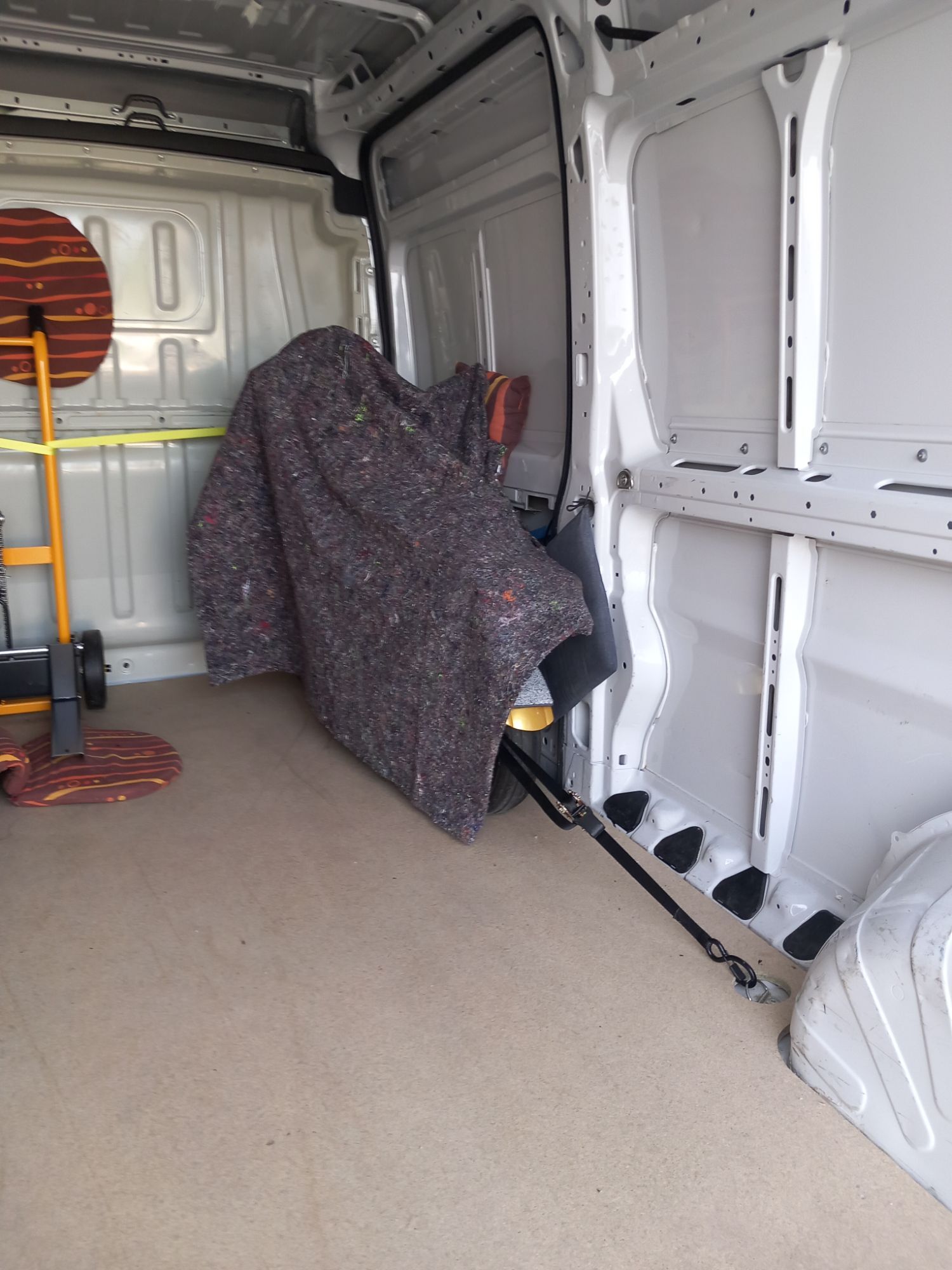 Foto del FIAT Ducato Fg. 35 2.2Mjt L3 H2 Panelado 140CV