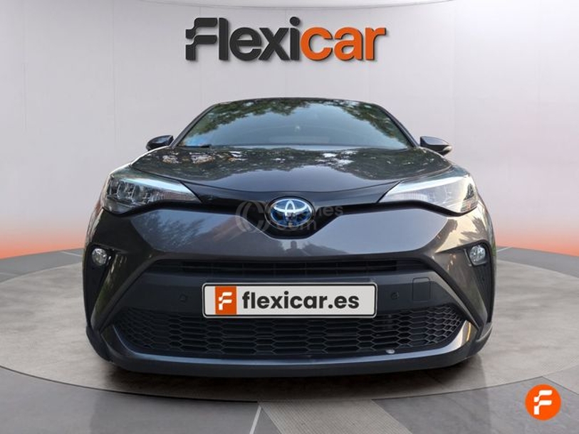 Foto del TOYOTA C-HR 180H Advance