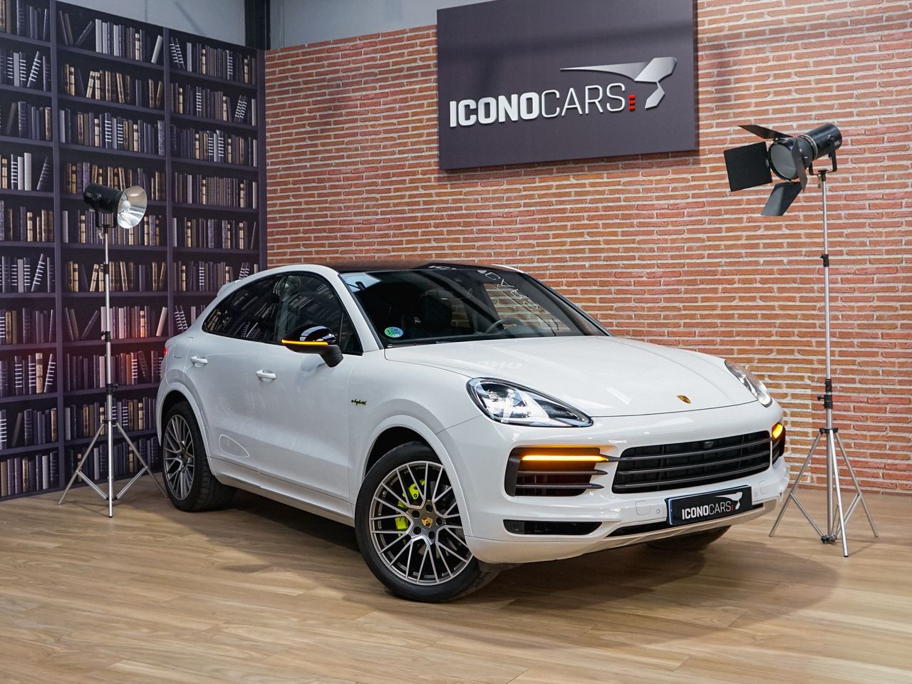 PORSCHE Cayenne (E-Hybrid Platinum Edition) en Murcia