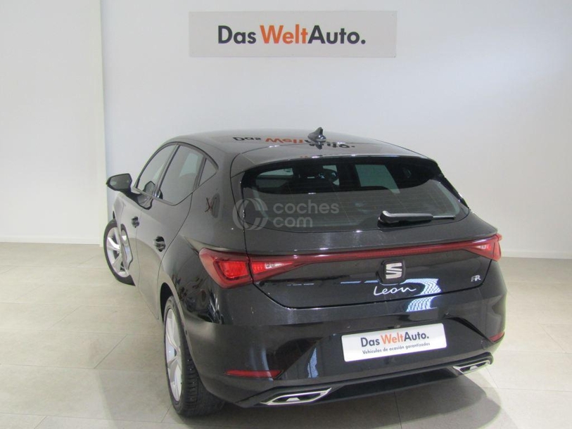 Foto del SEAT León 1.5 TSI S&S FR 25º Aniversario 115