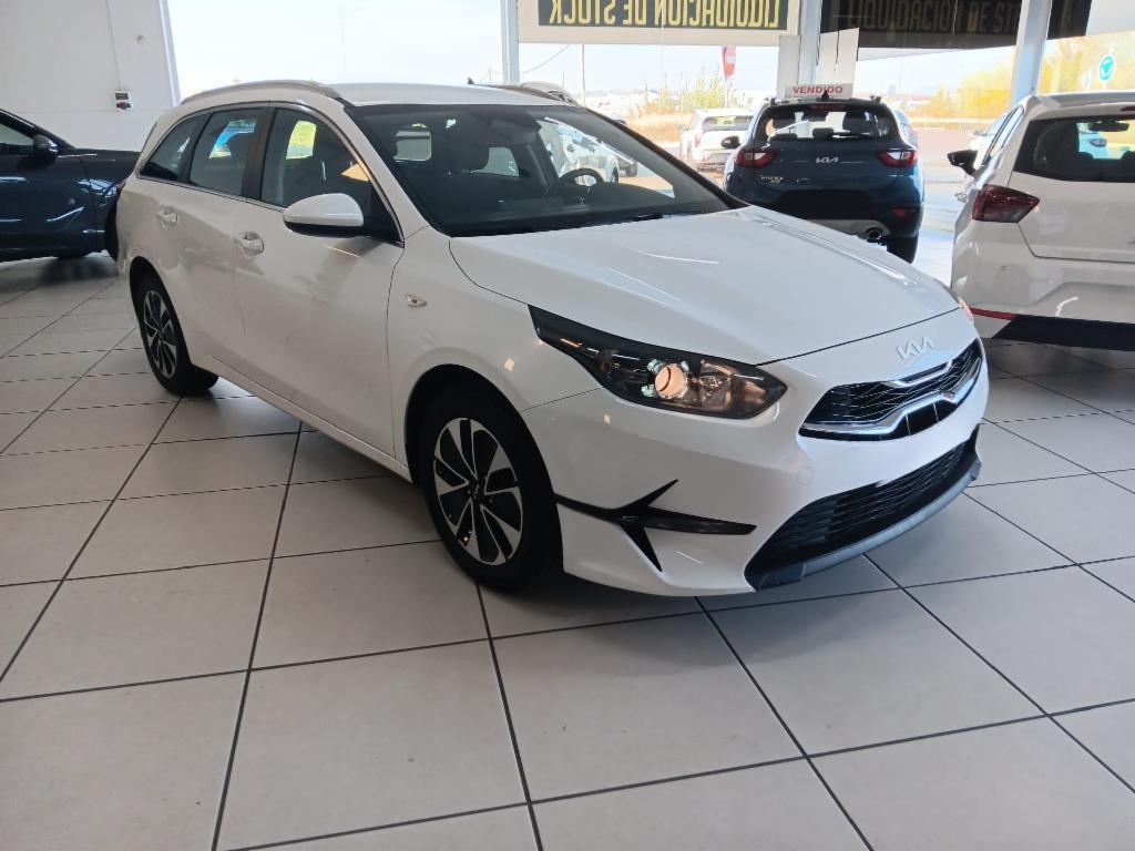 KIA Ceed (fam. 1.0 T-GDI 74KW DRIVE TOURER 5P) en Badajoz
