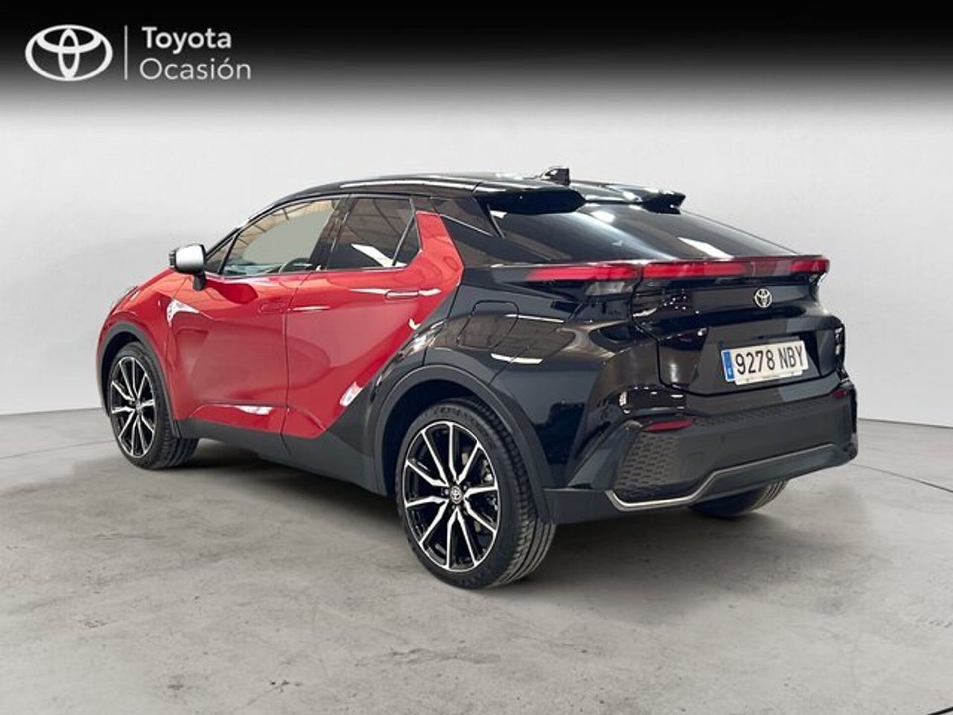 Imagen 2 de TOYOTA C-HR