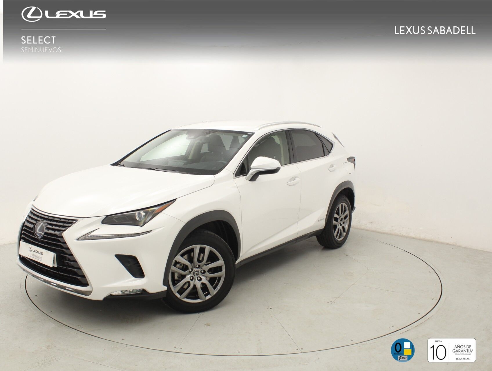 LEXUS NX (300H EXECUTIVE NAVI. 2.5 HYBRID 197 CV AUTO 5P 4WD) en Barcelona