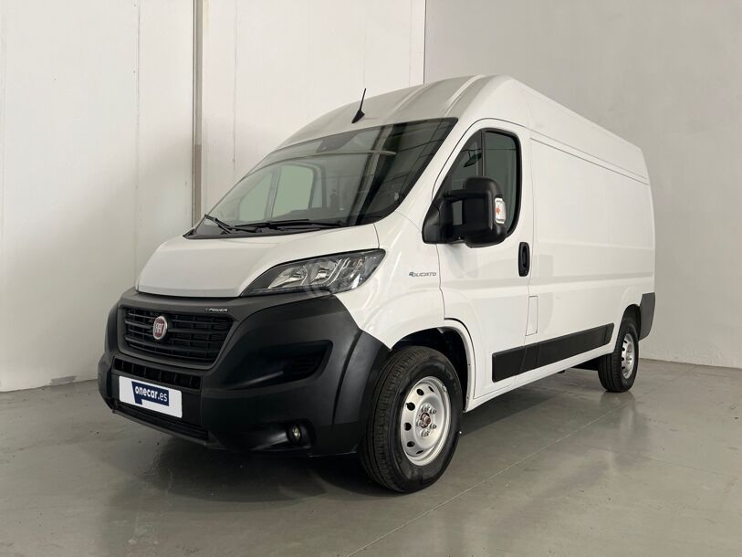 Foto del FIAT Ducato e- Furgón Acristalado L2 H2 79kW