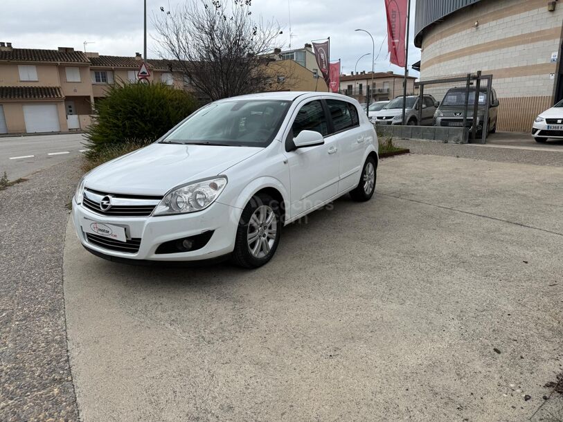 Foto del OPEL Astra 1.7CDTi Cosmo 110