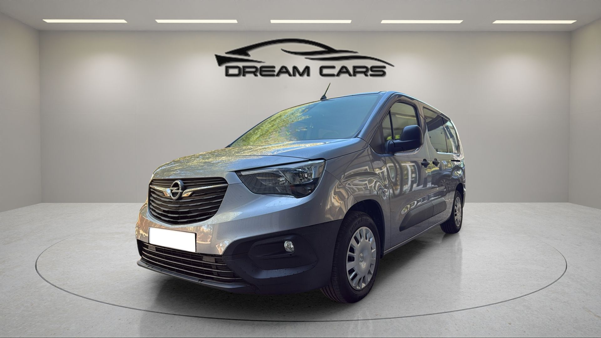 OPEL Combo (1.5 TD S&S Expression XL 75 kW (100 CV)) en Madrid