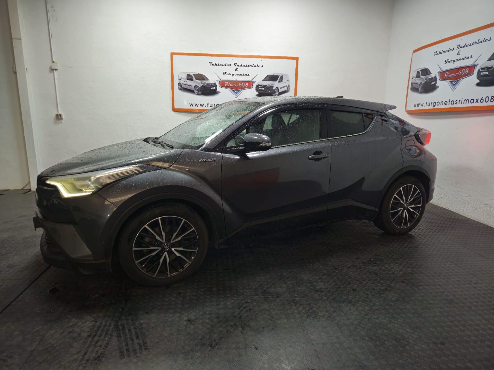 Imagen 3 de TOYOTA C-HR