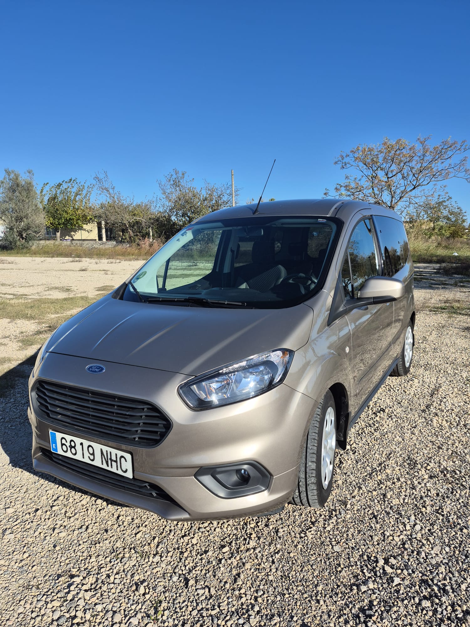 Foto del FORD Tourneo Courier 1.5TDCi Trend 100