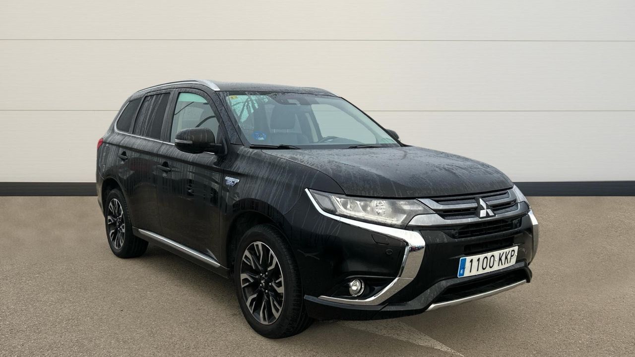 Foto del MITSUBISHI Outlander PHEV Kaiteki 4WD