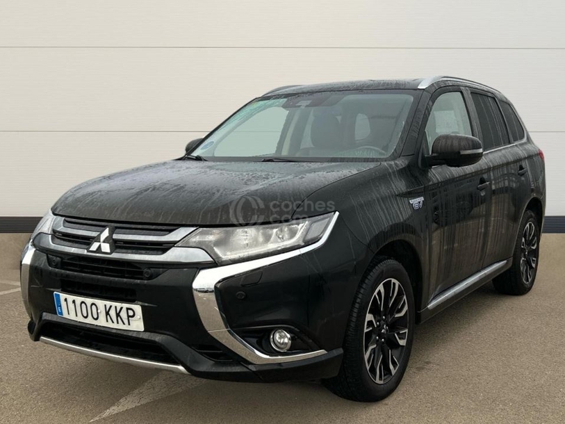 Foto del MITSUBISHI Outlander PHEV Kaiteki 4WD