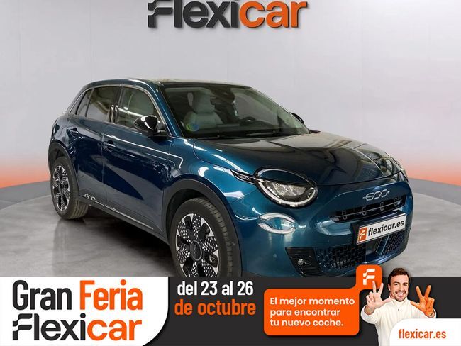 FIAT 600 (600 MHEV La prima 1.2 81kW (110CV) DDCT) en Sevilla