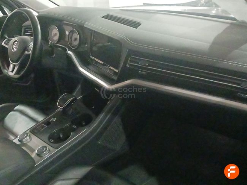 Foto del VOLKSWAGEN Touareg 3.0TDI V6 Premium Tiptronic Elegance 4M 170kW
