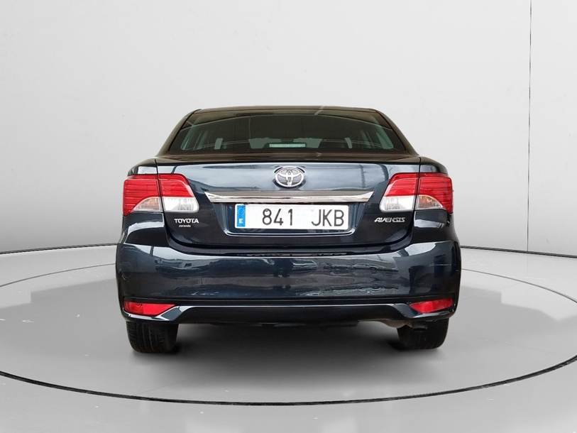 Foto del TOYOTA Avensis 120D Executive