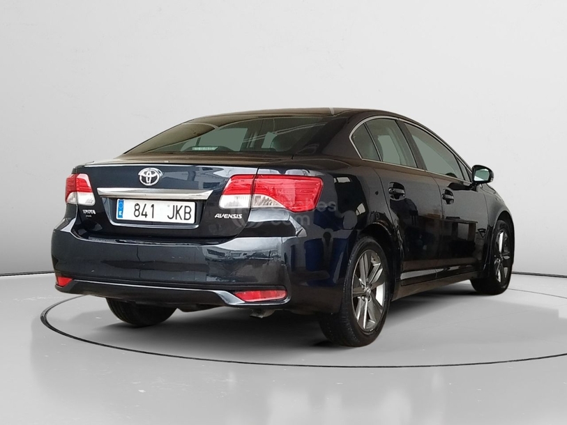 Foto del TOYOTA Avensis 120D Executive
