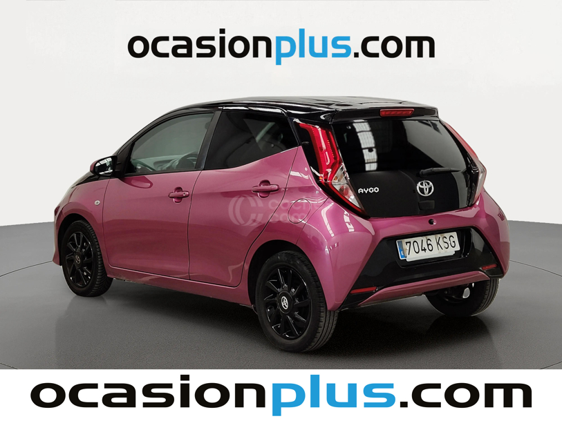 Foto del TOYOTA Aygo 70 x-cite x-shift