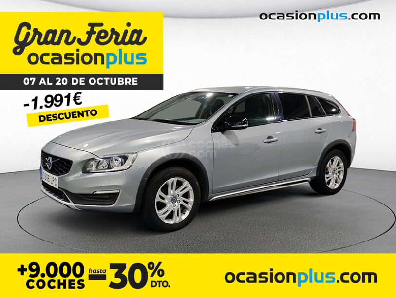 Foto del VOLVO V60 Cross Country D3 Momentum Aut.