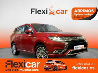 Imagen de MITSUBISHI Outlander PHEV Kaiteki+ 4WD