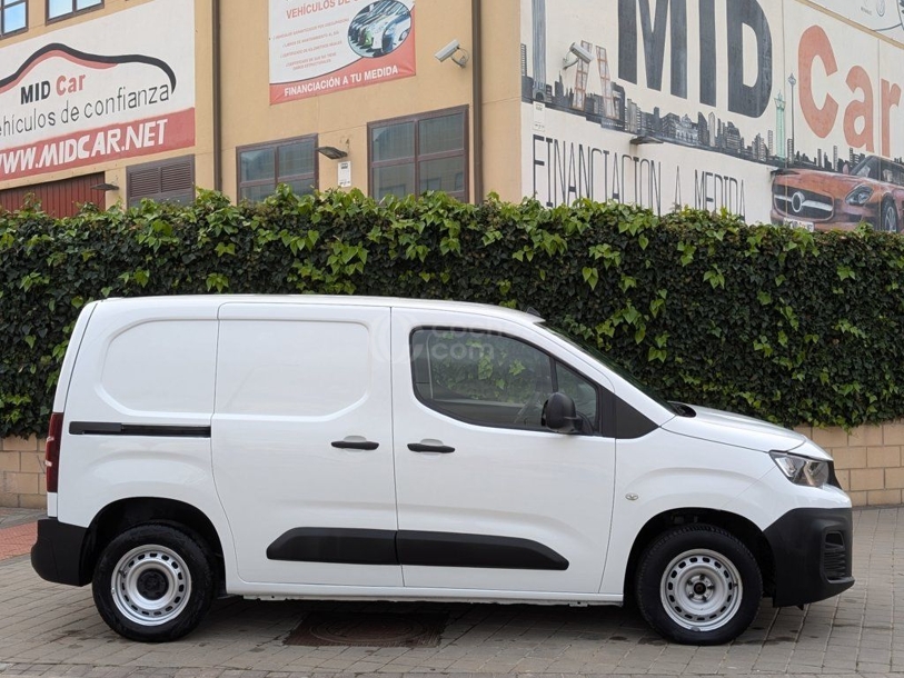Foto del PEUGEOT Partner 1.5BlueHDI S&S Premium Standard 600kg 100