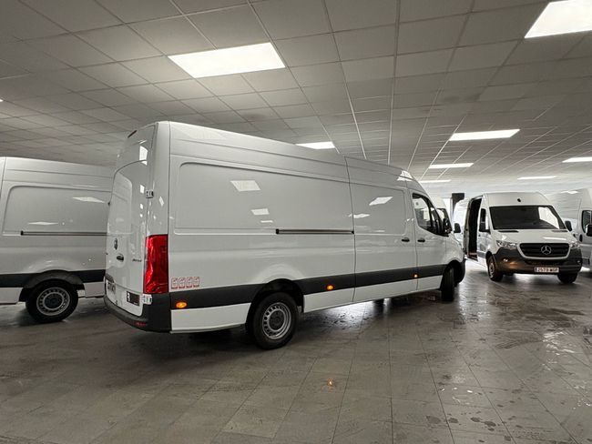 Foto del MERCEDES Sprinter Furgón 315CDI Extralargo T.E. tT