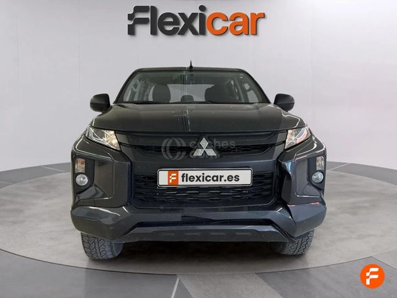 Foto del MITSUBISHI L200 2.2DI-D Doble Cabina M-PRO