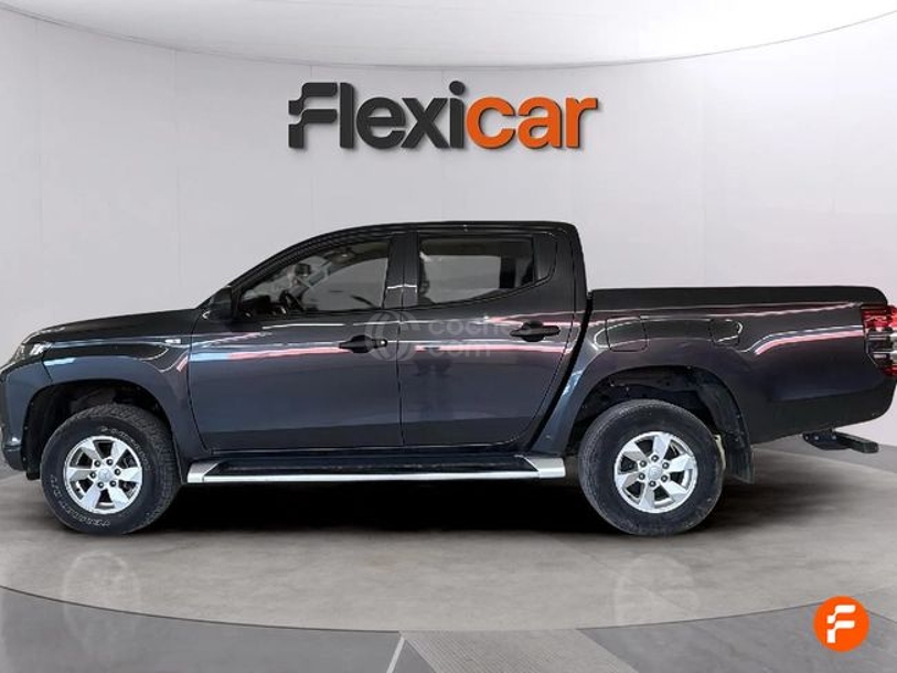 Foto del MITSUBISHI L200 2.2DI-D Doble Cabina M-PRO