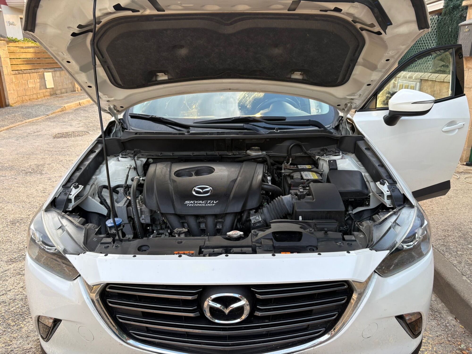 Foto del MAZDA CX-30 2.0 Skyactiv-X Zenith Safety 2WD 132kW