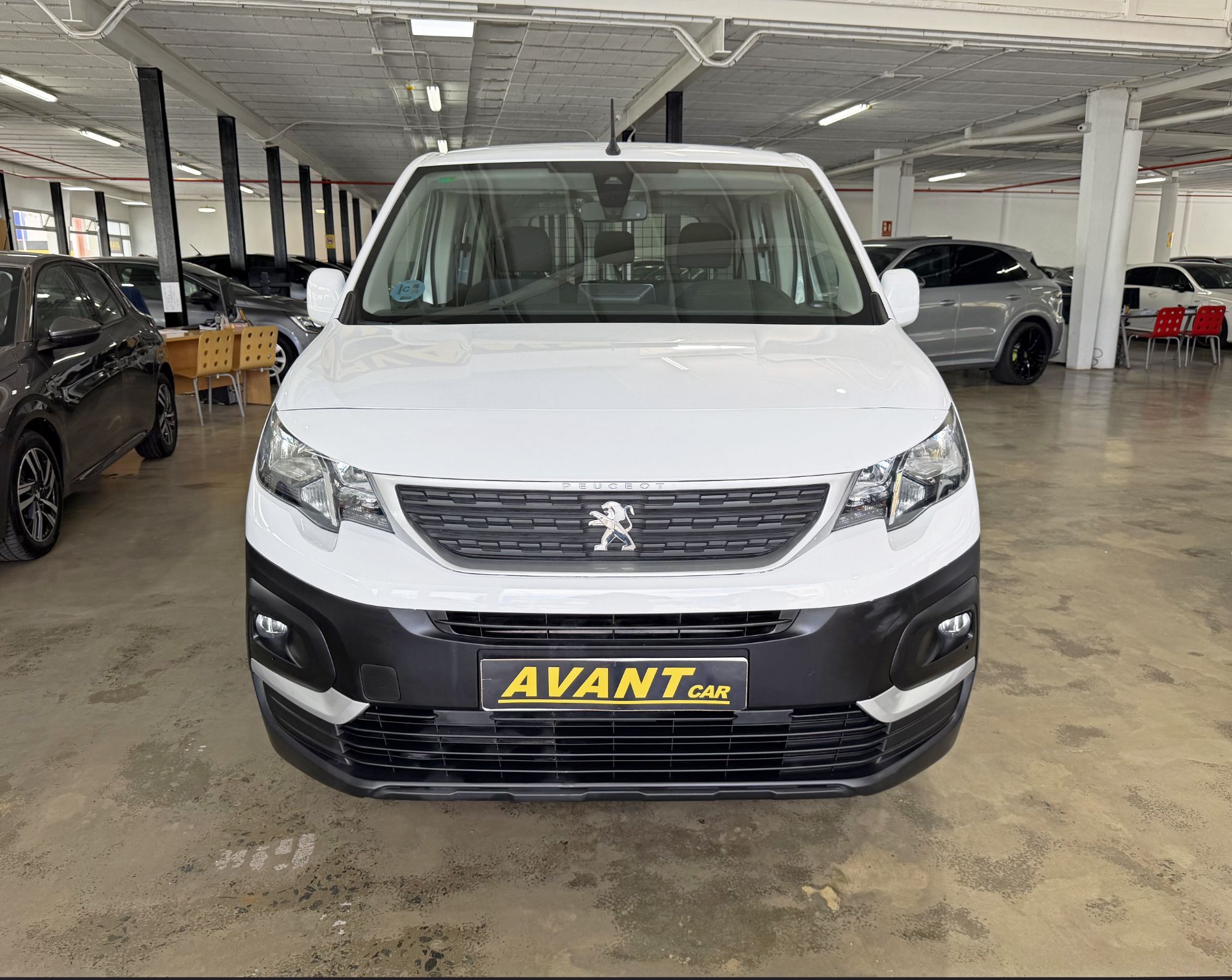 Foto del PEUGEOT Rifter 1.2 PureTech S&S Standard Active Pack 110