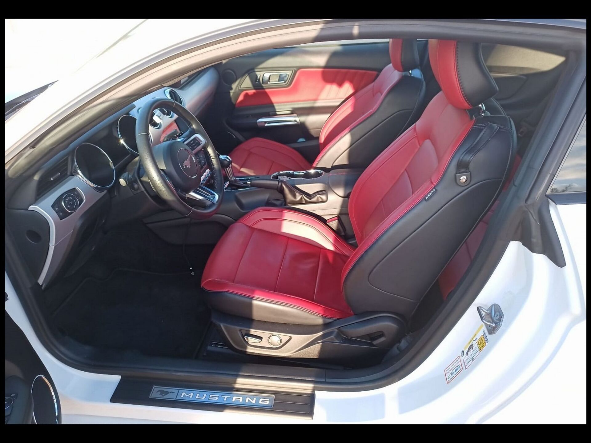 Imagen 3 de FORD Mustang