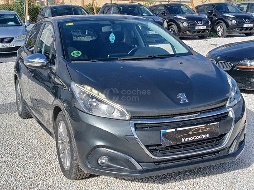 Foto del PEUGEOT 208 1.2 PureTech Access 82